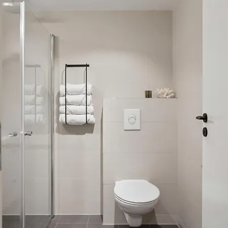 Bright And Modern 2-room Apartment, To S, Quiet Appartement Oslo