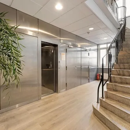 Bright And Modern 2-room Apartment, To S, Quiet Appartement *
